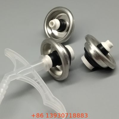 汎用的で温度に安定したPU泡スプレーバルブ. 寒い環境でも信頼性の高い性能で,全季節の施工作業.