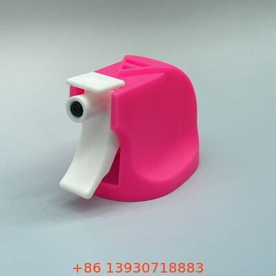 正確な塗布のための人間工学に基づいたハンドルを備えたエアロゾルトリガースプレーガン