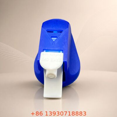 エアロゾル缶用の拡張管と調整可能なノズル付き精密標的型トリガースプレーガン